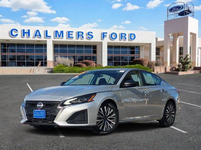2024 NISSAN Altima