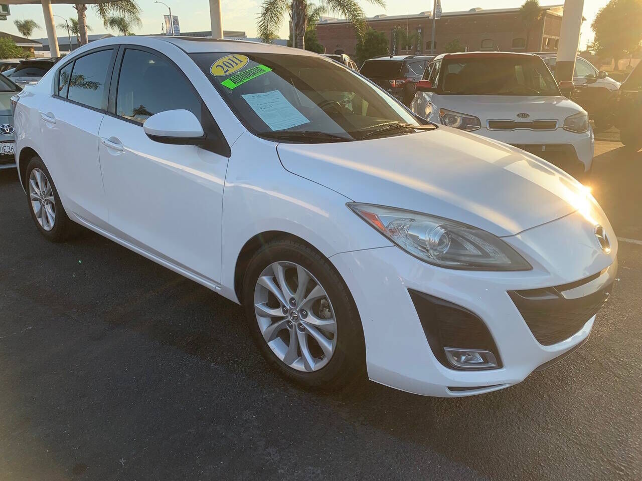 2011 MAZDA Mazda3