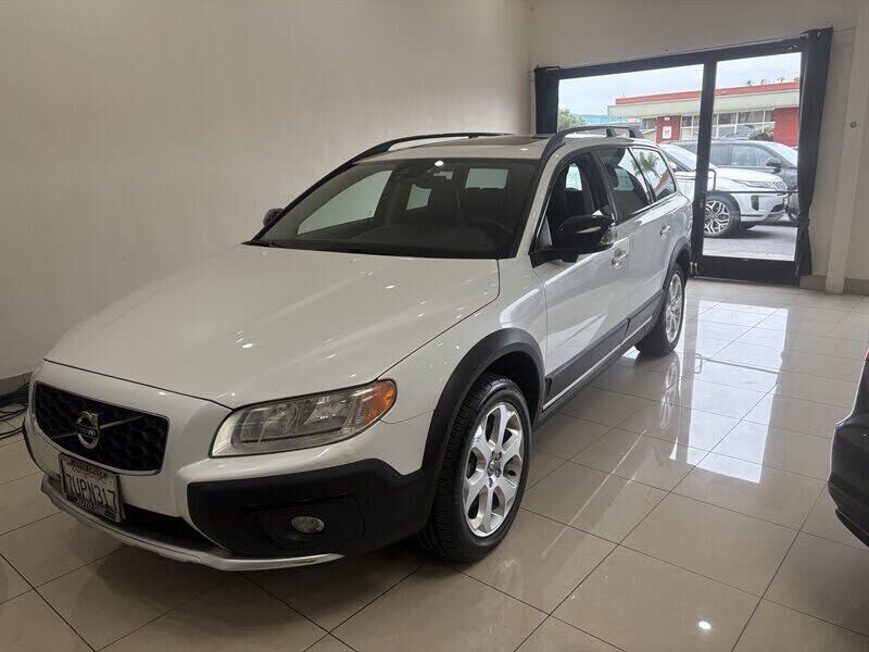 2016 VOLVO XC70
