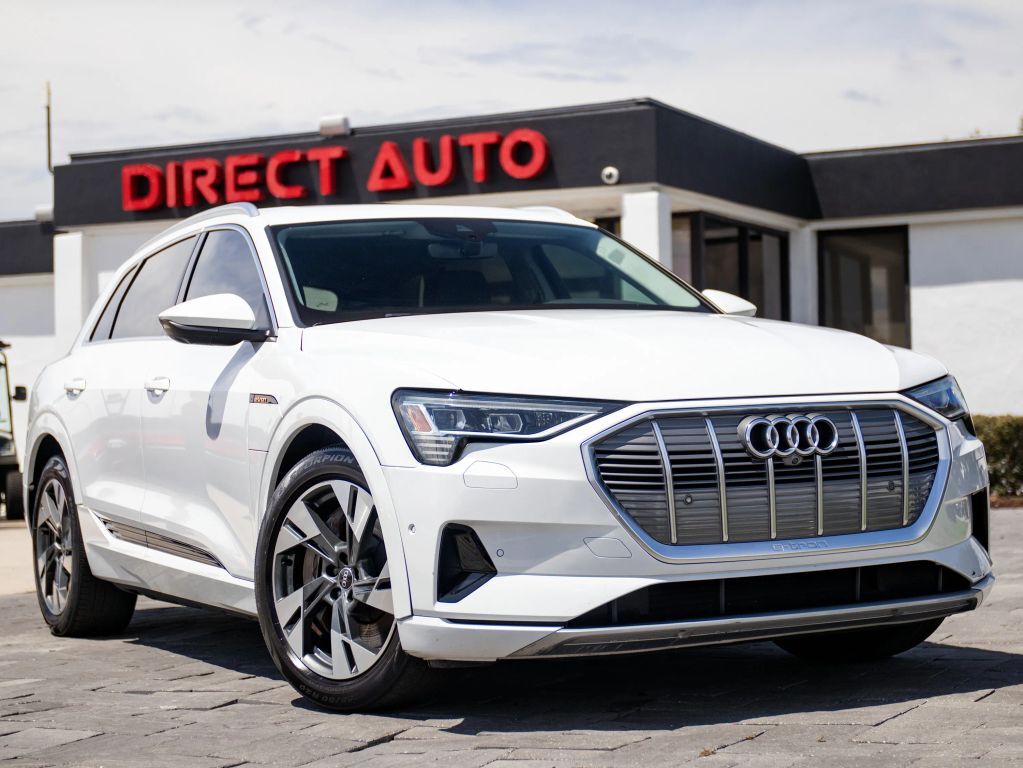 2021 AUDI e-tron