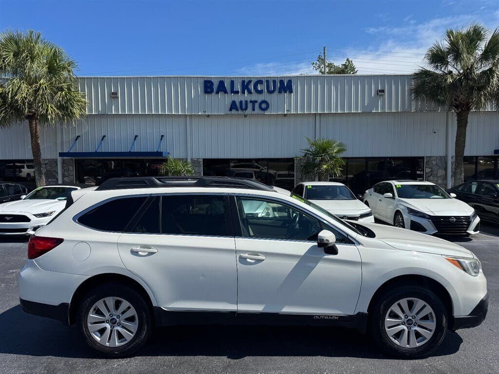 2017 SUBARU Outback