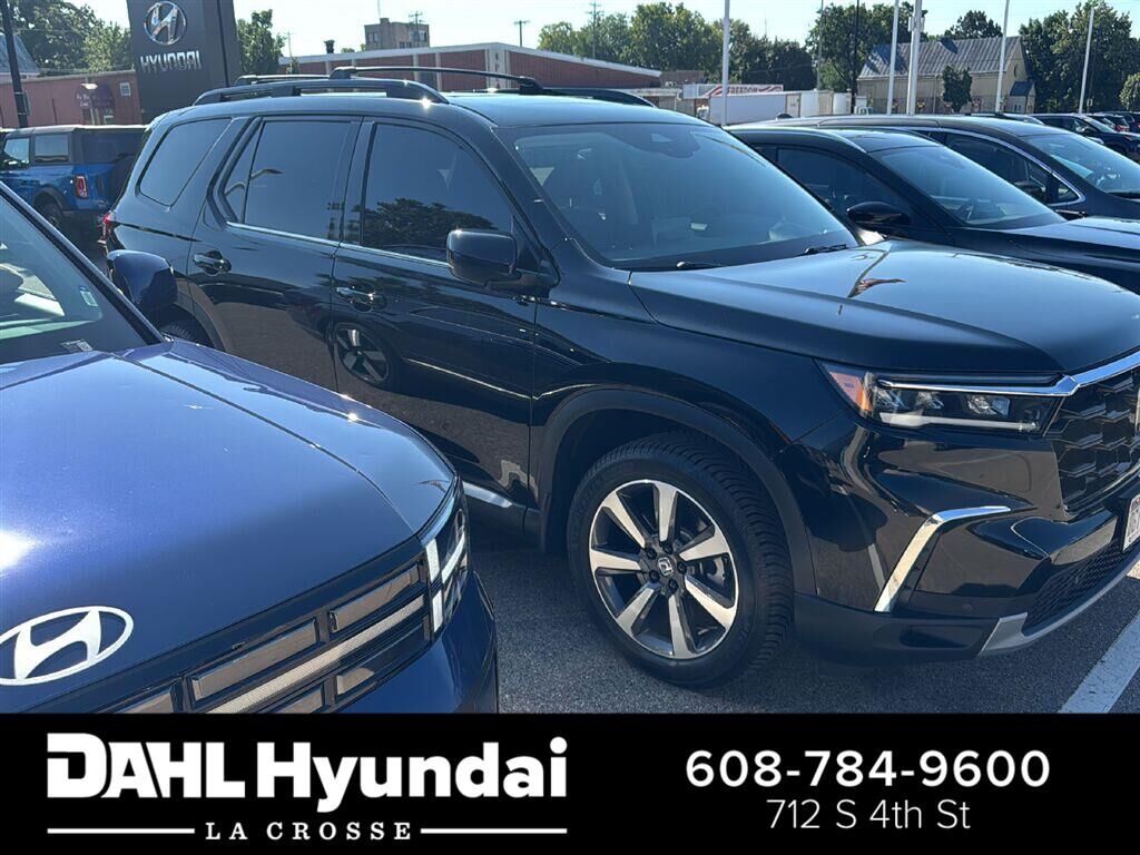2023 HONDA Pilot