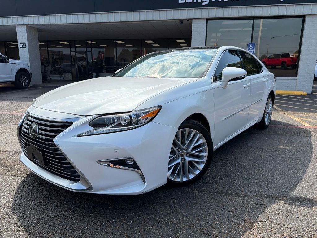 2018 LEXUS ES