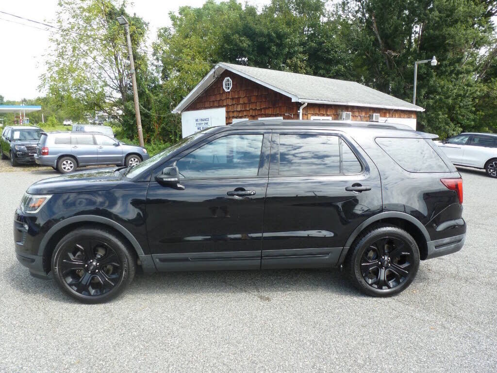 2019 FORD Explorer