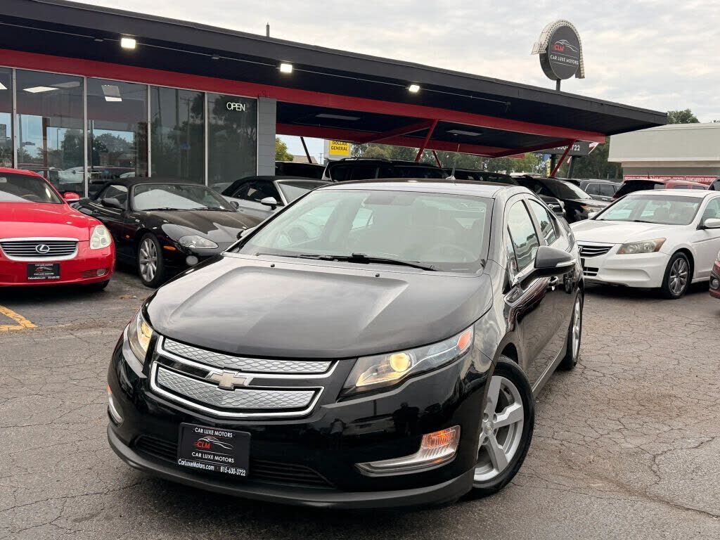 2013 CHEVROLET Volt
