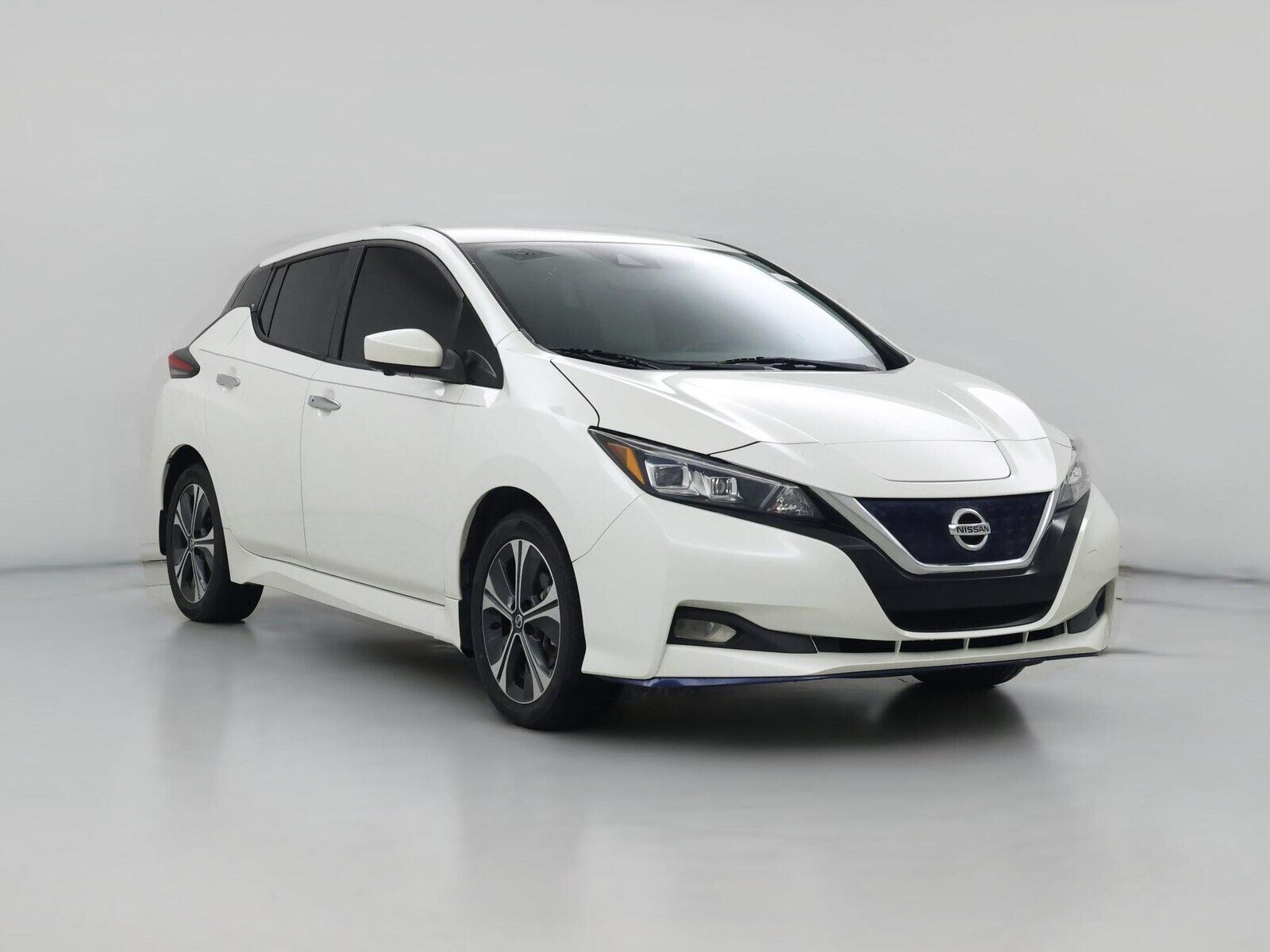 2022 NISSAN Leaf
