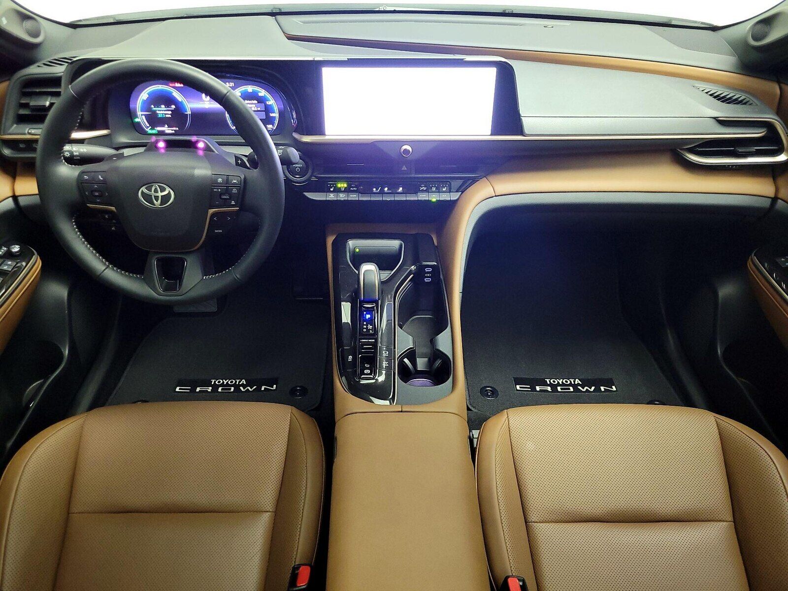 2025 TOYOTA Crown Signia