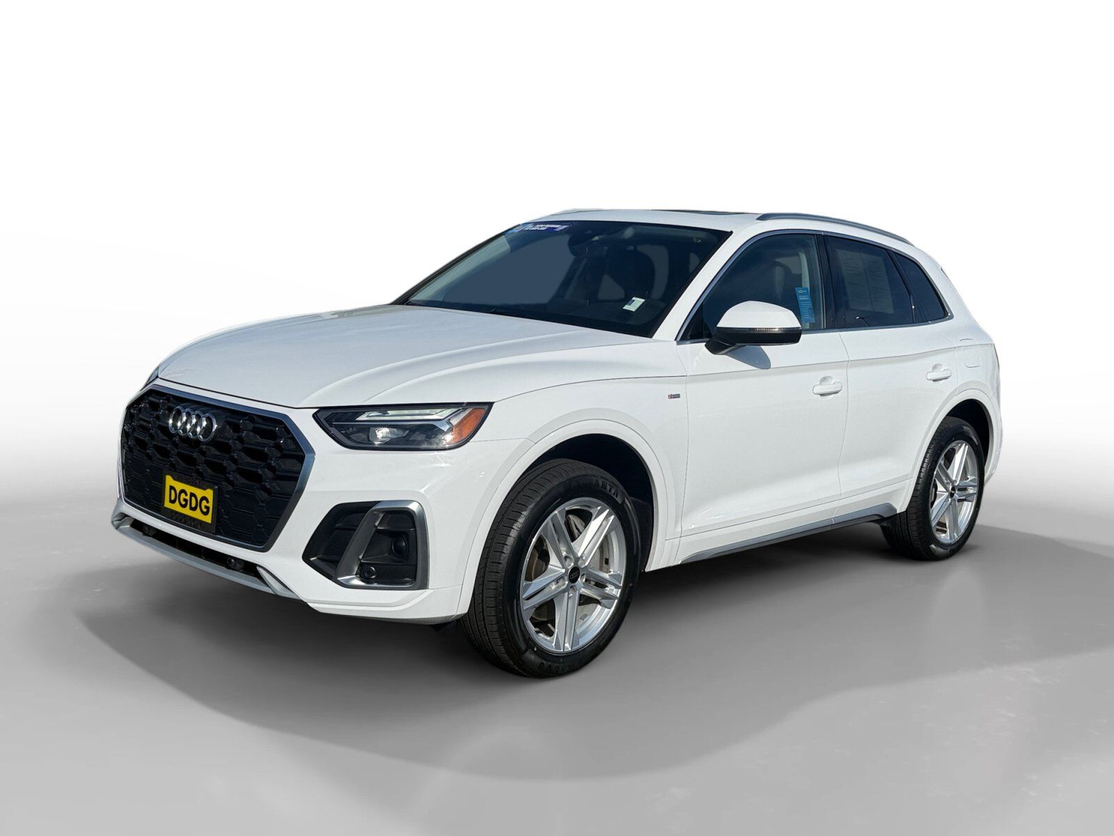 2024 AUDI Q5 e