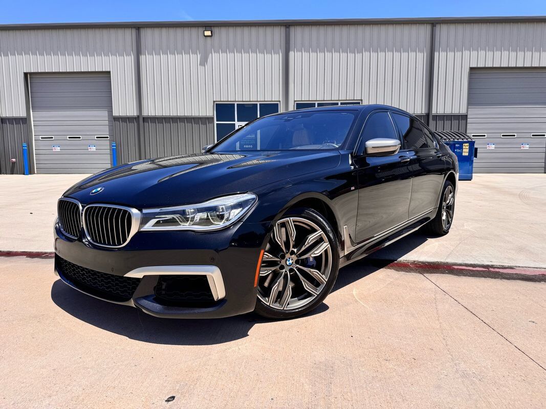 2018 BMW M7