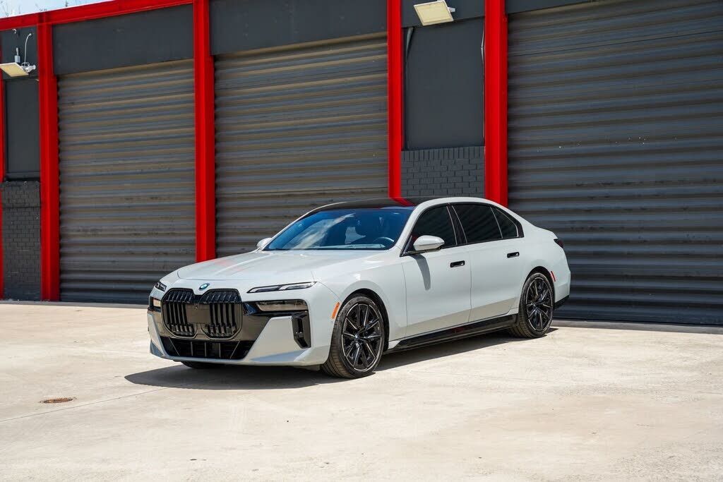 2024 BMW i7