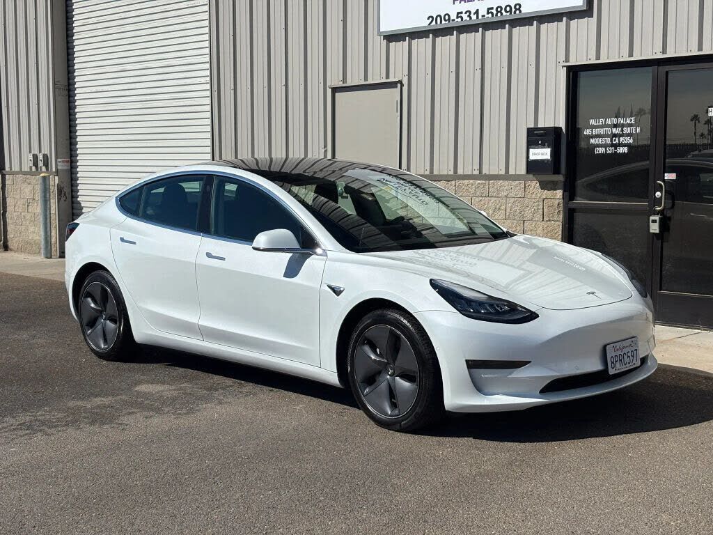 2020 TESLA Model 3