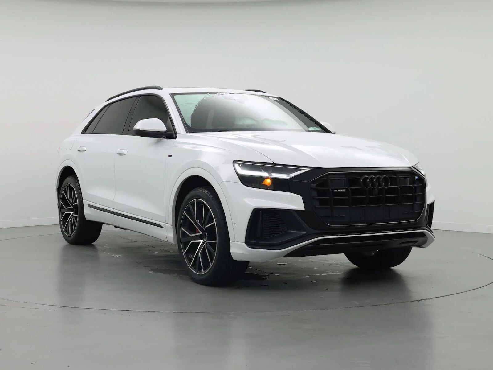 2022 Audi Q8