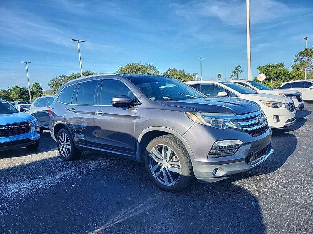 2017 HONDA Pilot