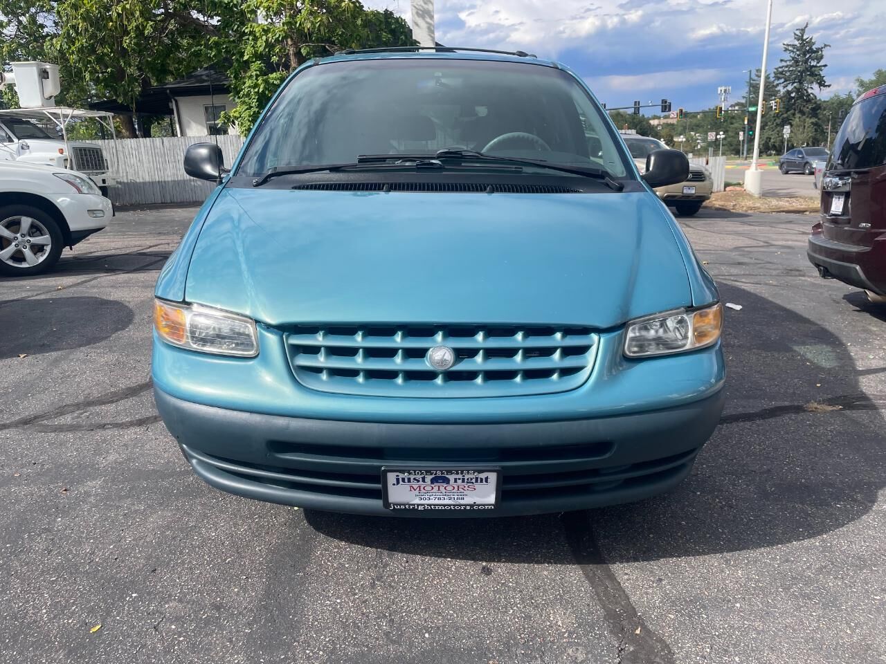 1998 PLYMOUTH Voyager
