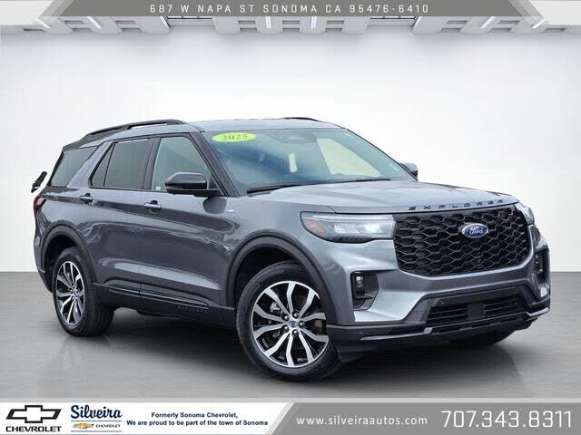 2025 FORD Explorer