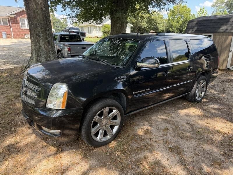 2012 CADILLAC Escalade