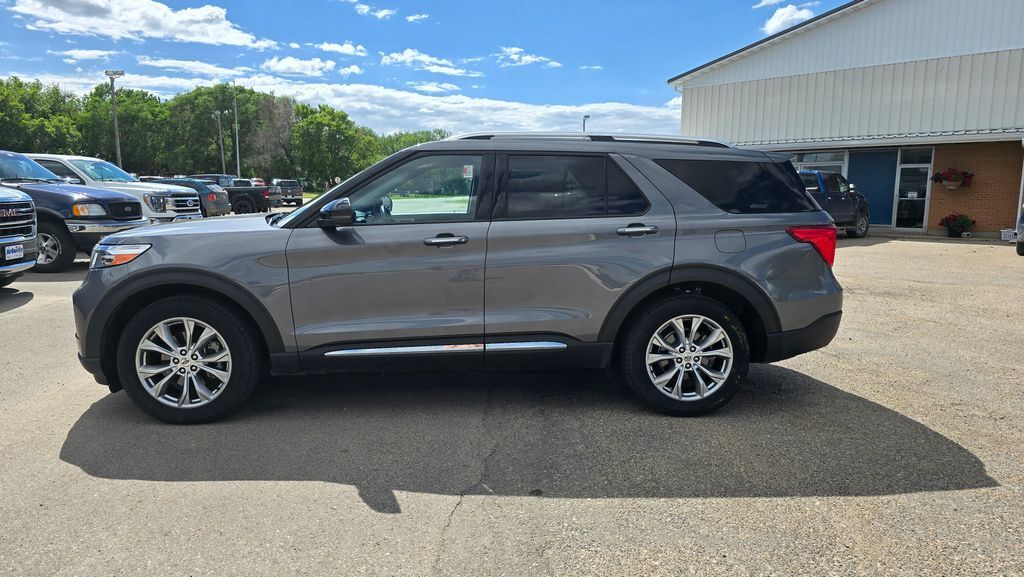 2021 FORD Explorer