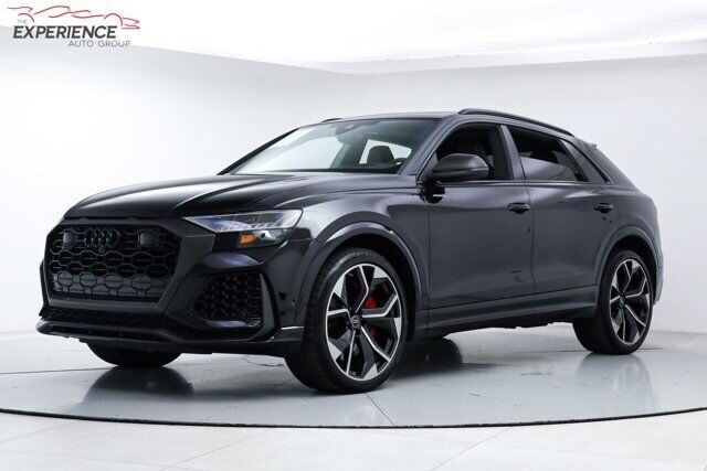 2024 AUDI RS Q8