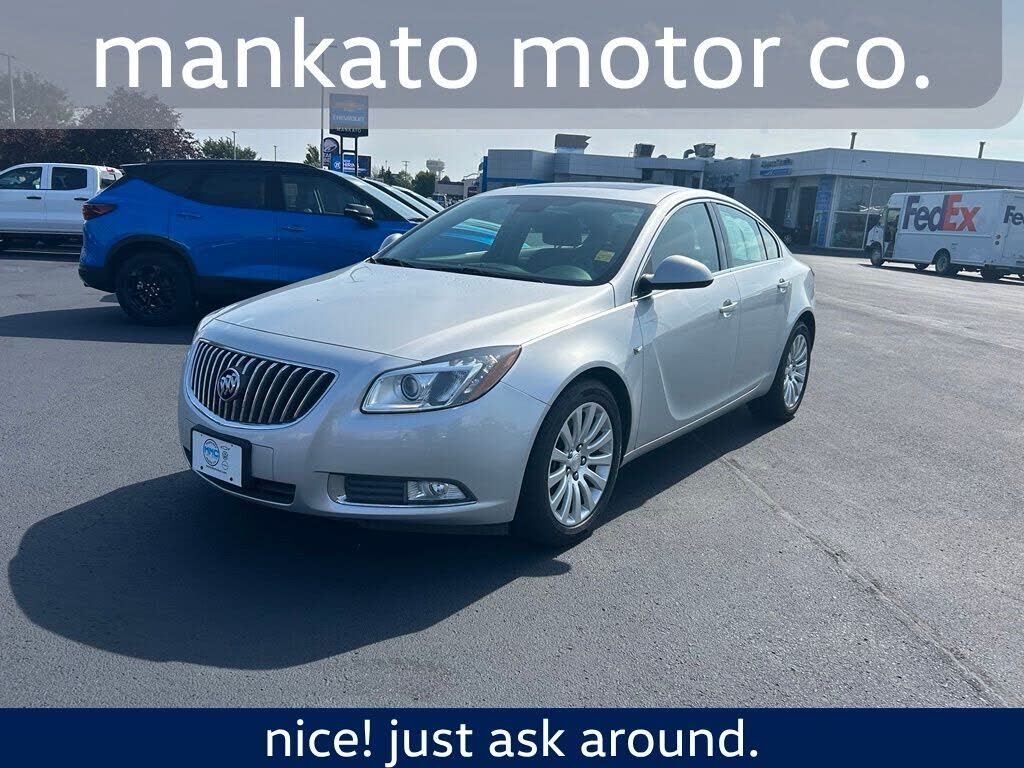2011 BUICK Regal