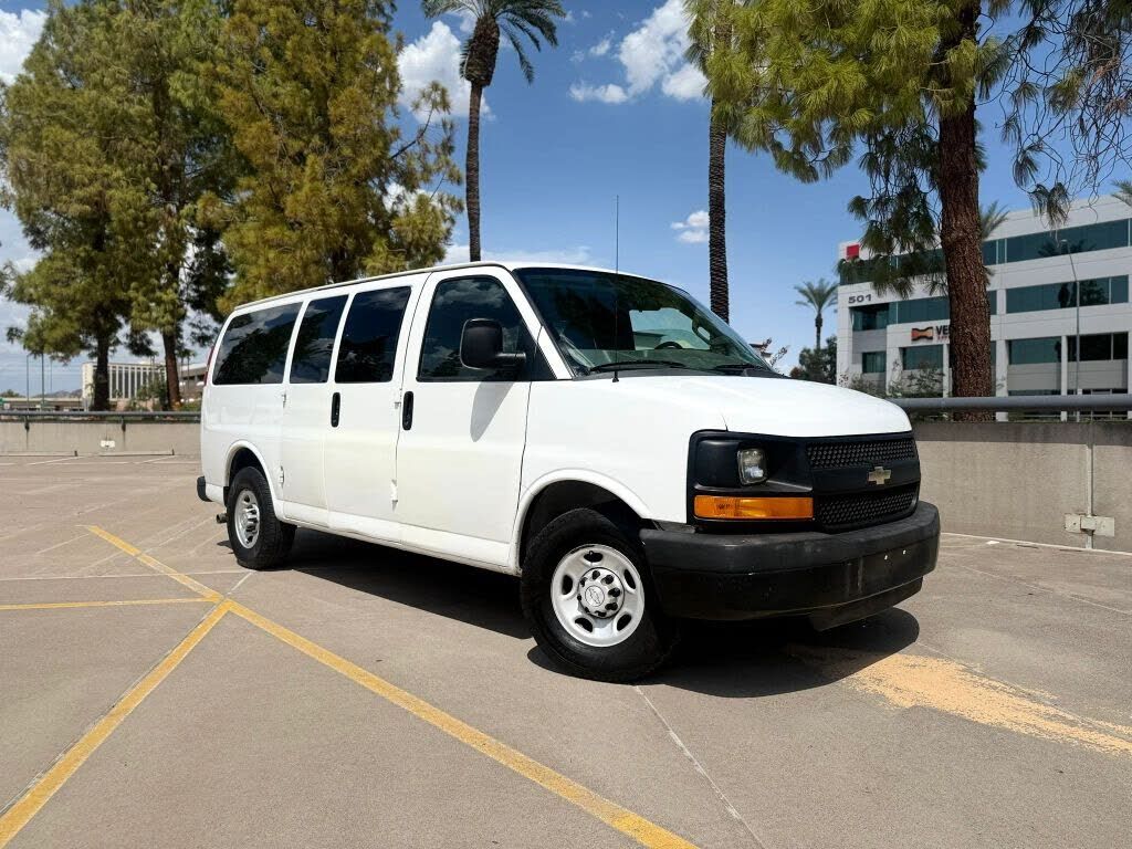2016 CHEVROLET Express