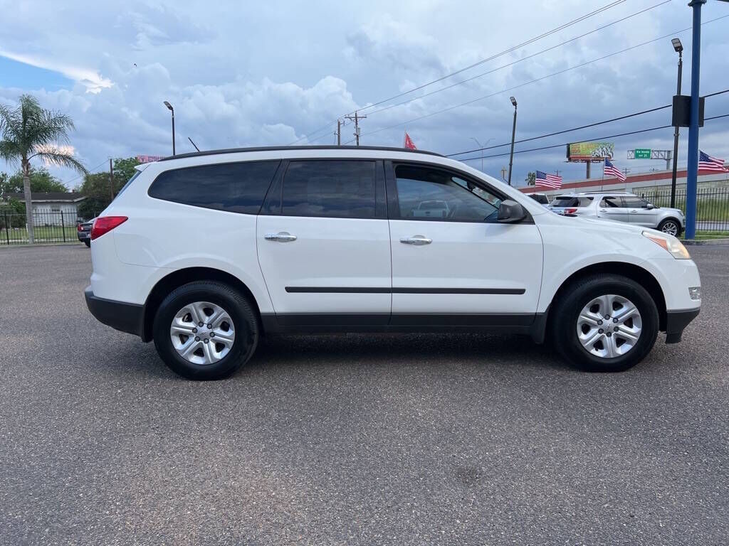 2011 CHEVROLET Traverse