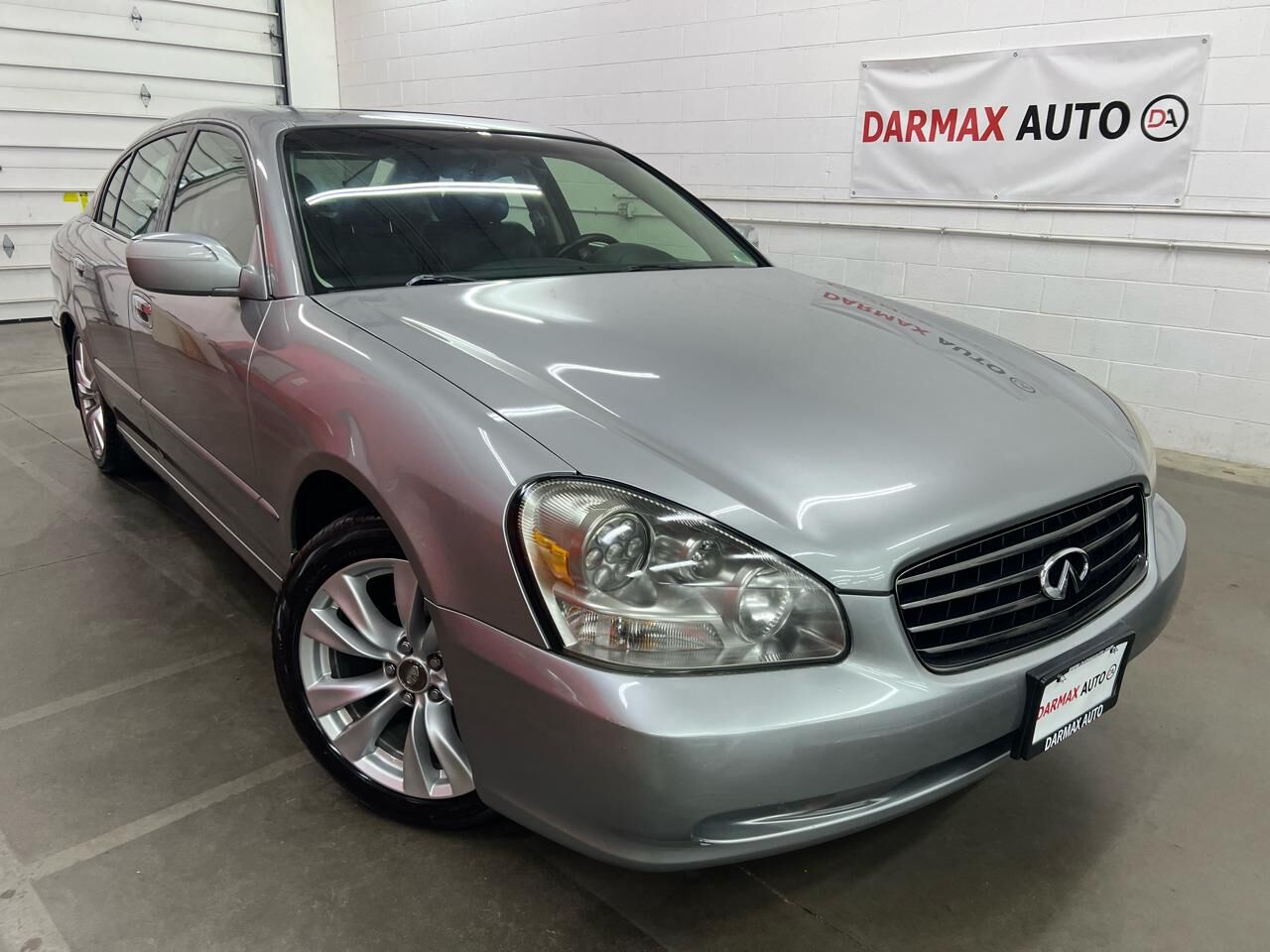 2002 INFINITI Q45