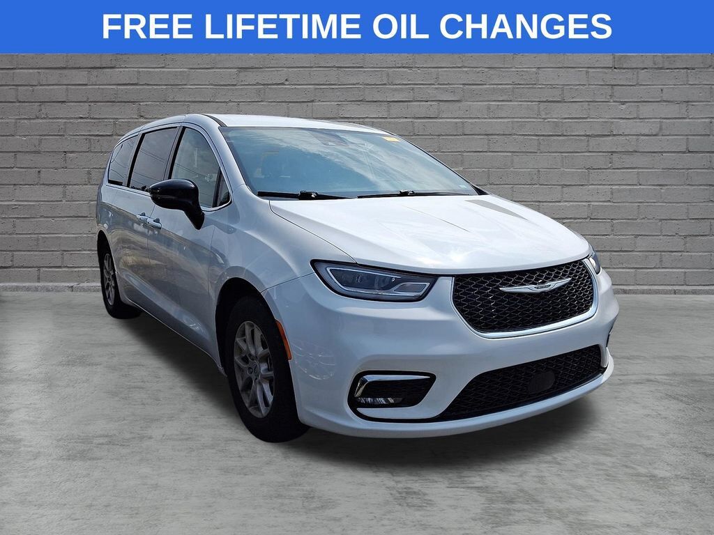 2024 CHRYSLER Pacifica
