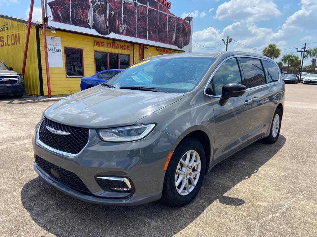 2025 CHRYSLER Pacifica
