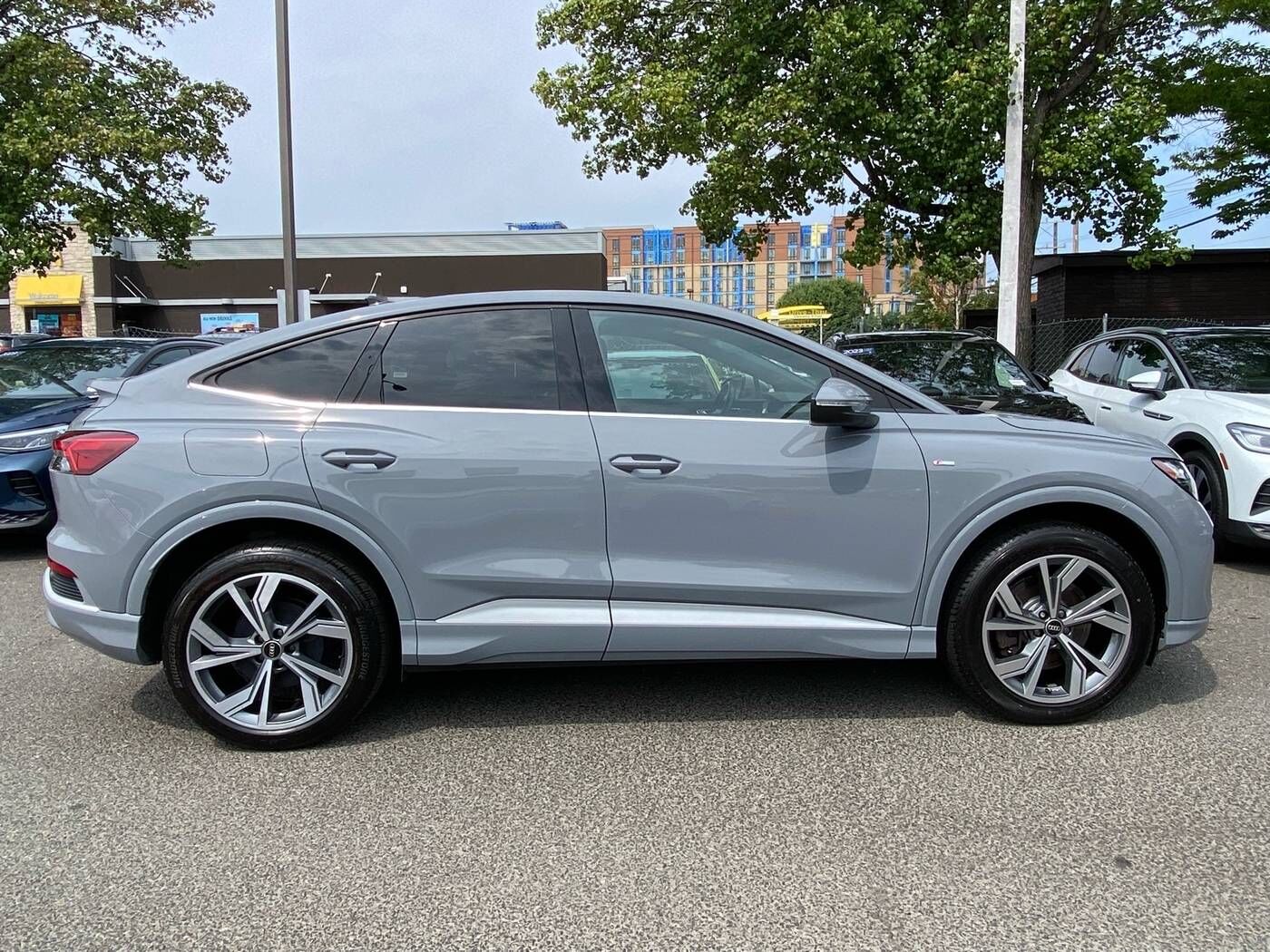 2023 Audi Q4