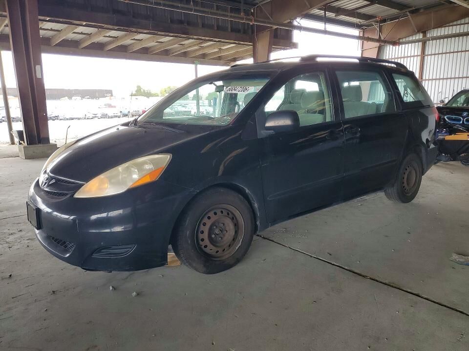 2008 TOYOTA Sienna