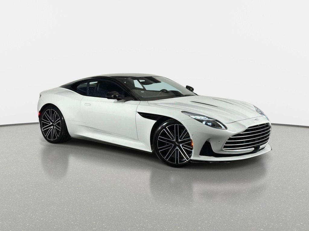 2024 ASTON MARTIN DB12