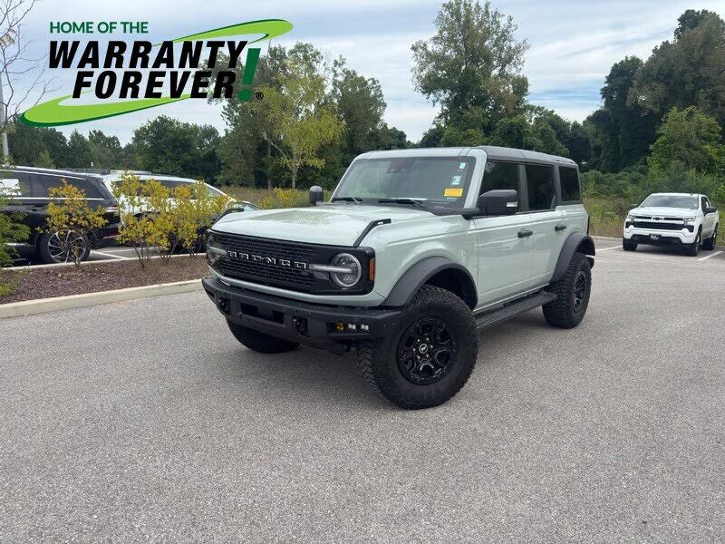 2024 FORD Bronco