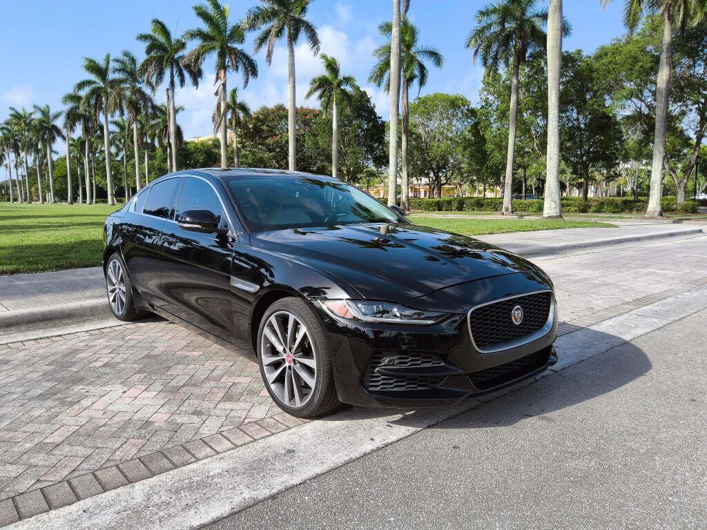 2020 JAGUAR XE