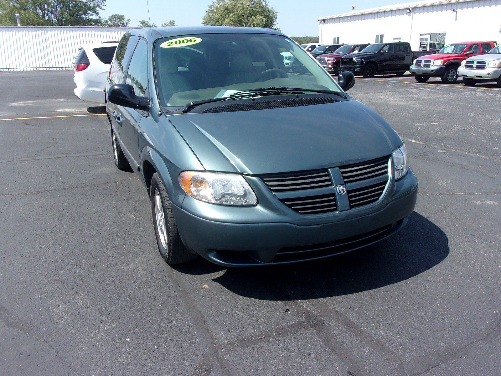 2006 DODGE Caravan