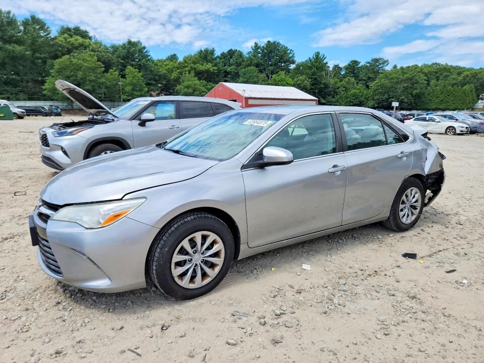 2017 TOYOTA Camry