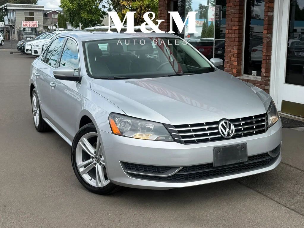 2014 VOLKSWAGEN Passat