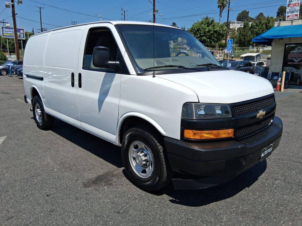 2020 CHEVROLET Express