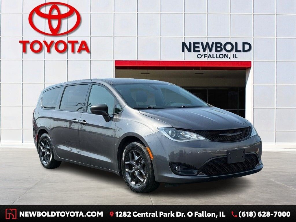 2020 CHRYSLER Pacifica