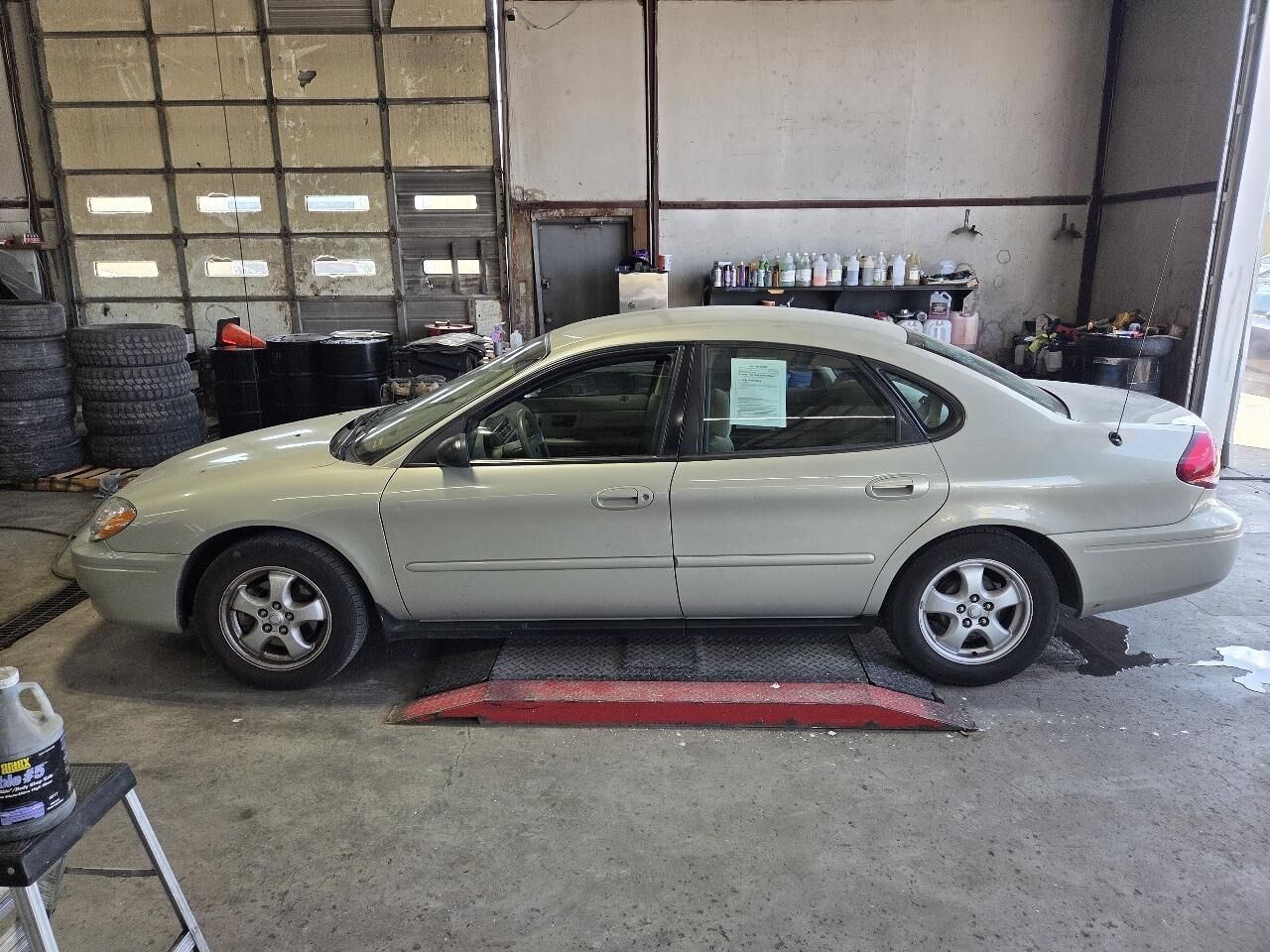 2007 FORD Taurus