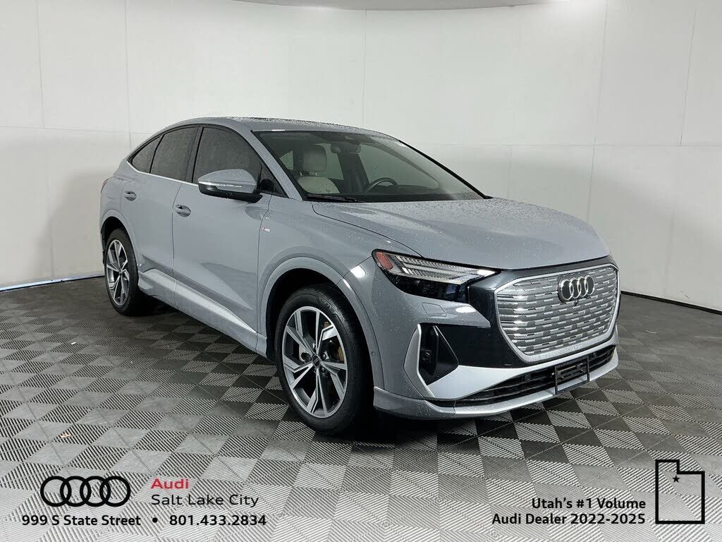 2023 AUDI Q4