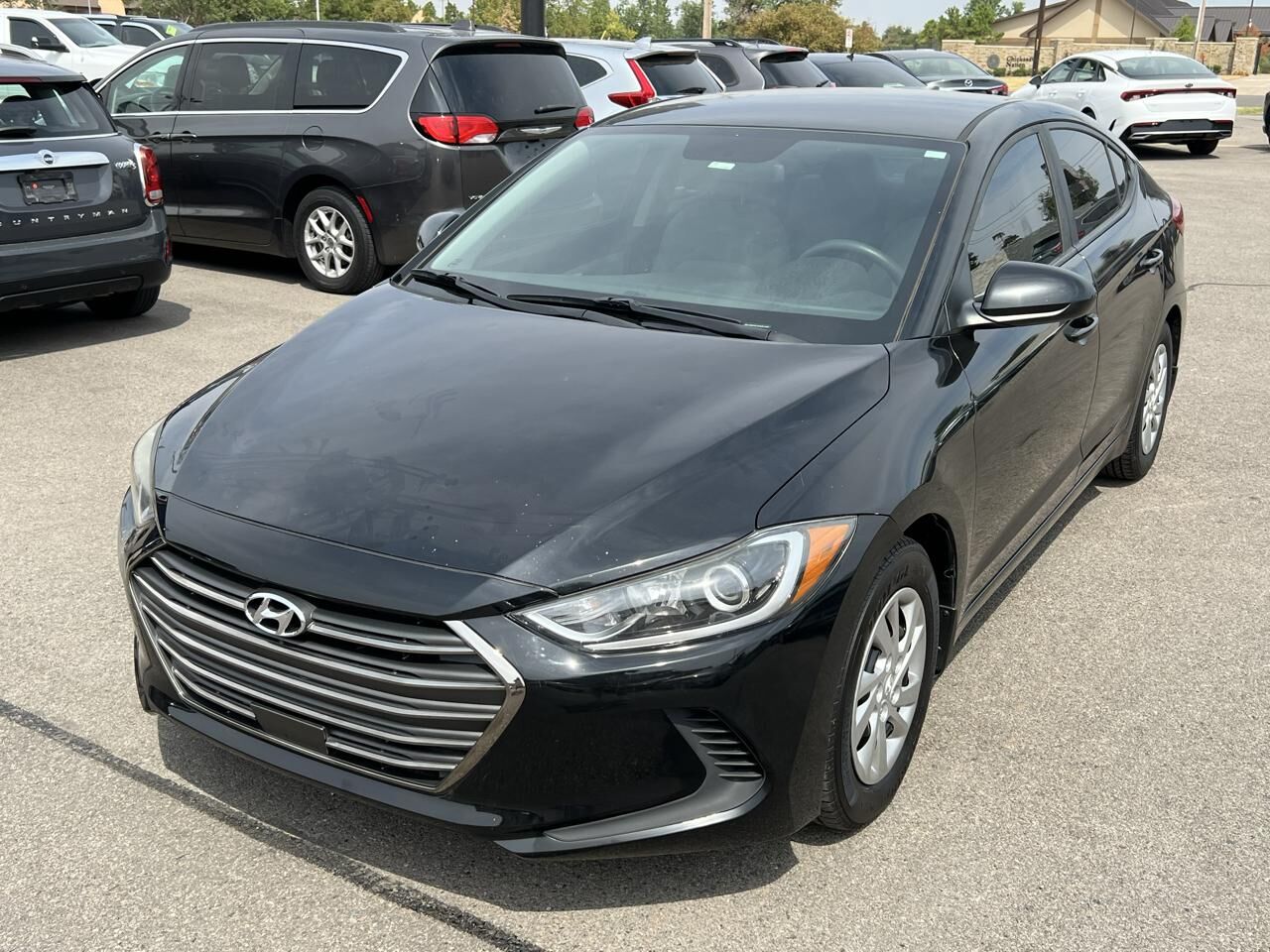 2017 HYUNDAI Elantra