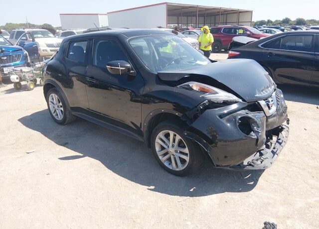 2016 NISSAN Juke
