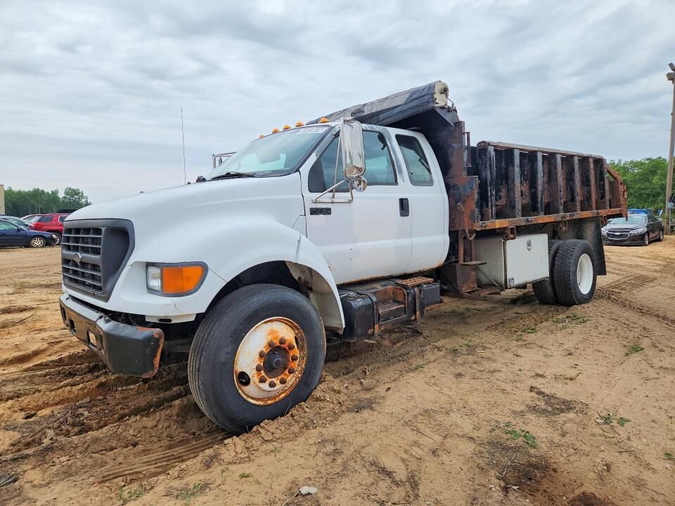 2000 FORD F-750