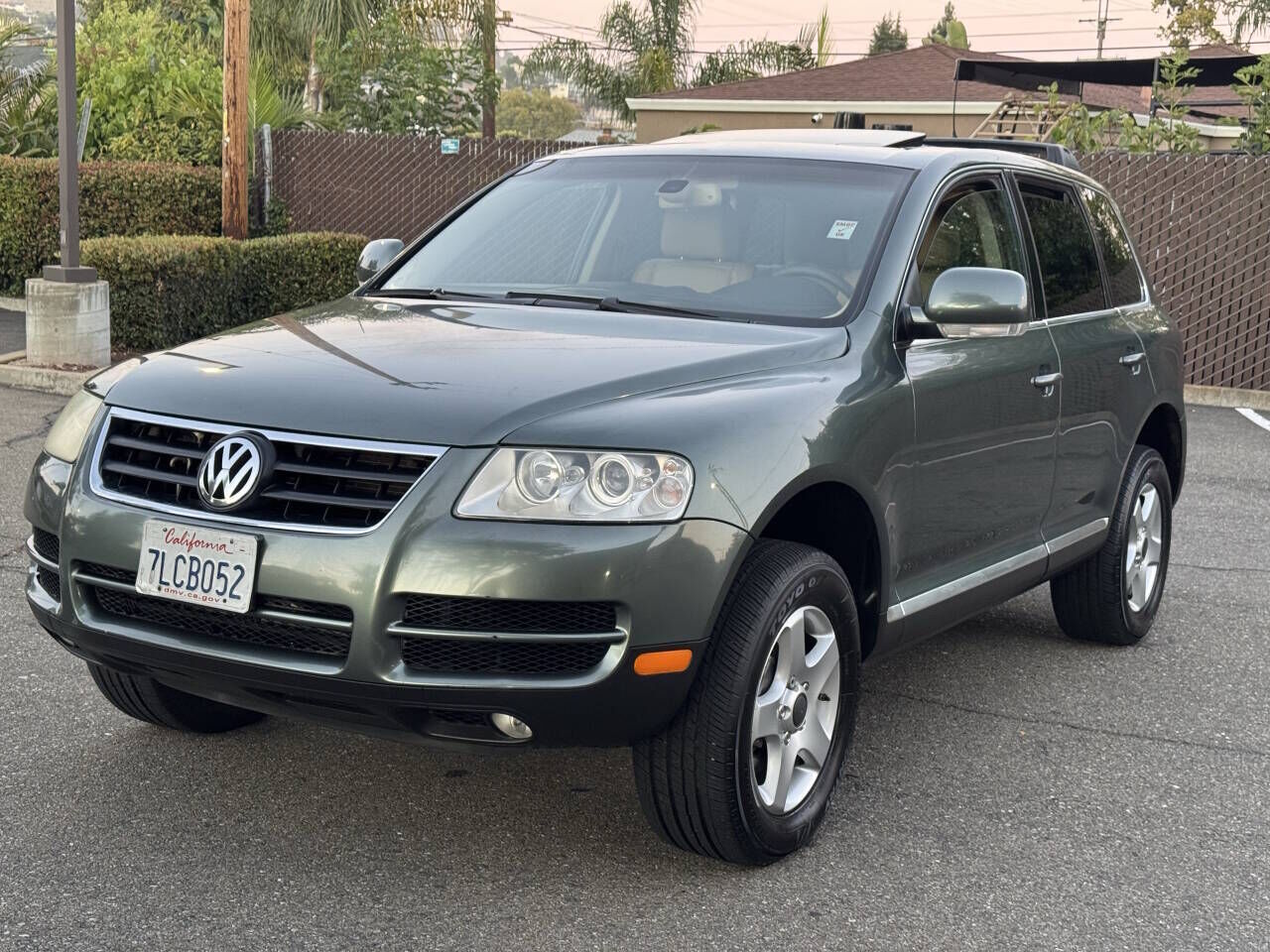 2004 VOLKSWAGEN Touareg