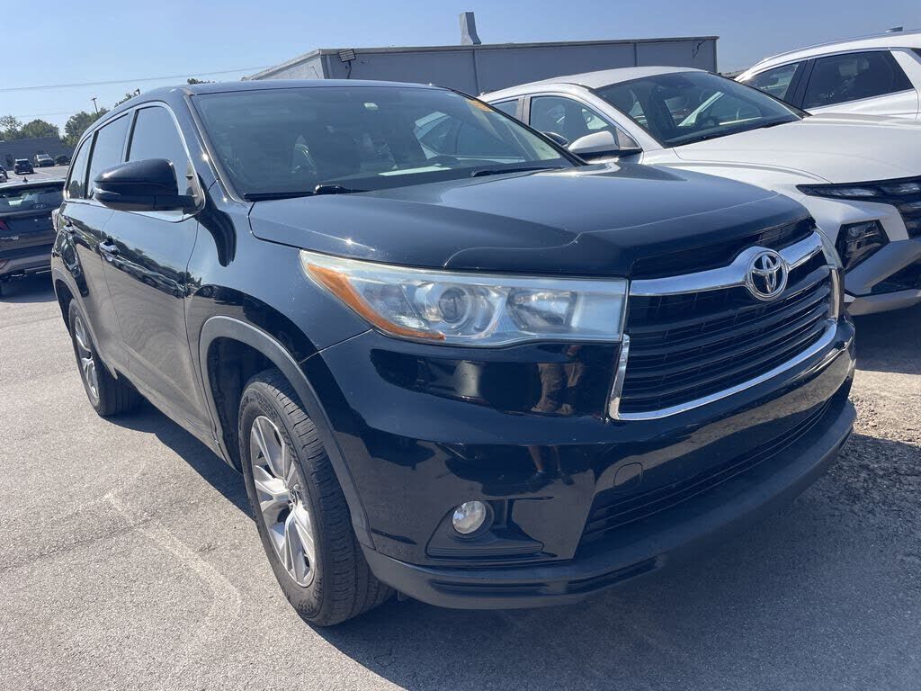 2016 TOYOTA Highlander