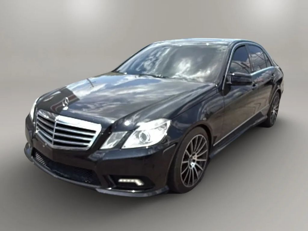 2011 MERCEDES-BENZ E-Class