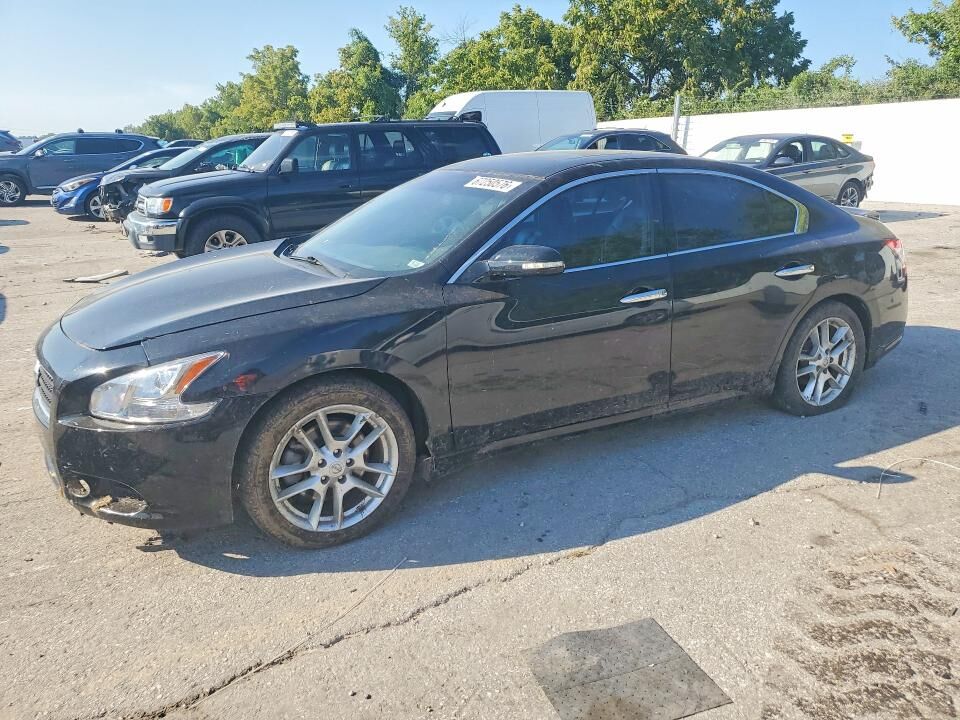 2011 NISSAN Maxima