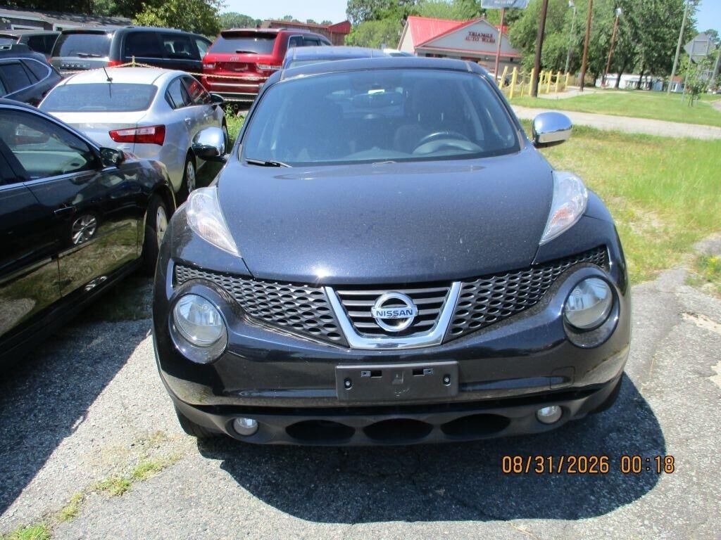 2011 NISSAN Juke