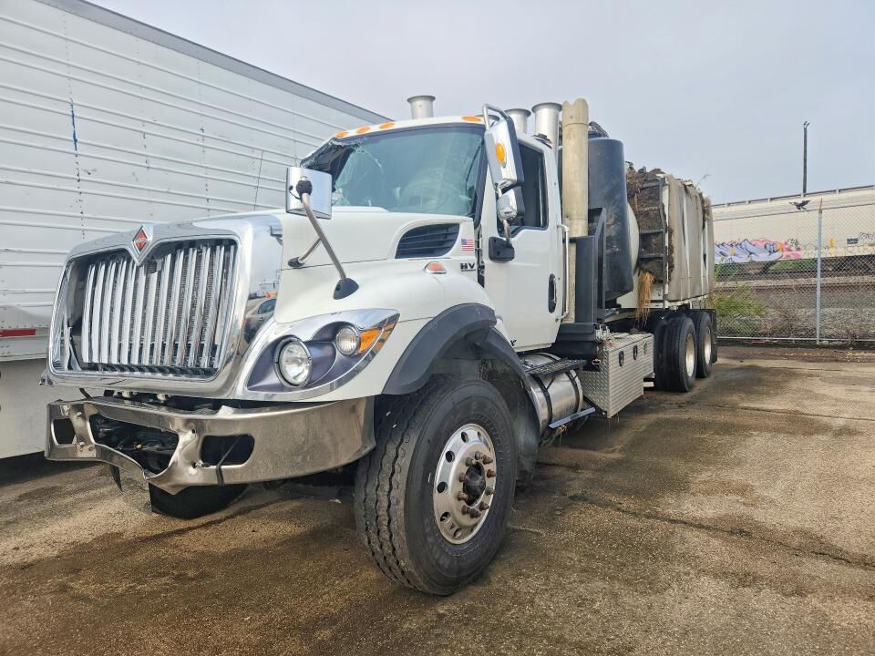 2024 INTERNATIONAL HV607