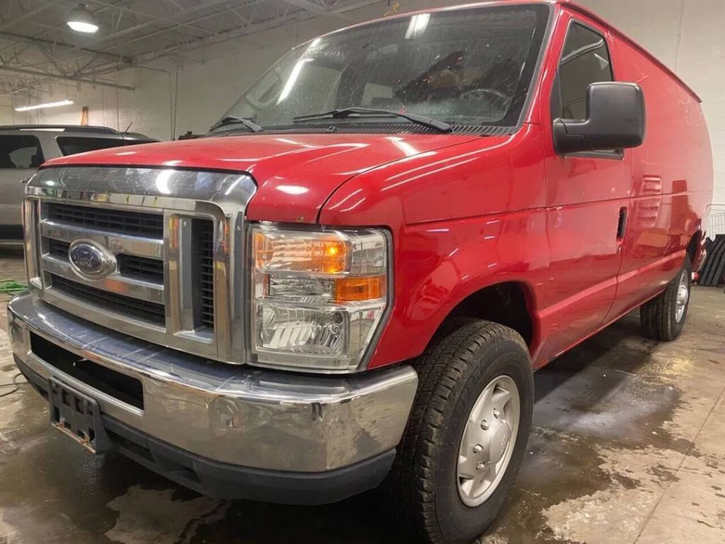 2013 FORD E-250